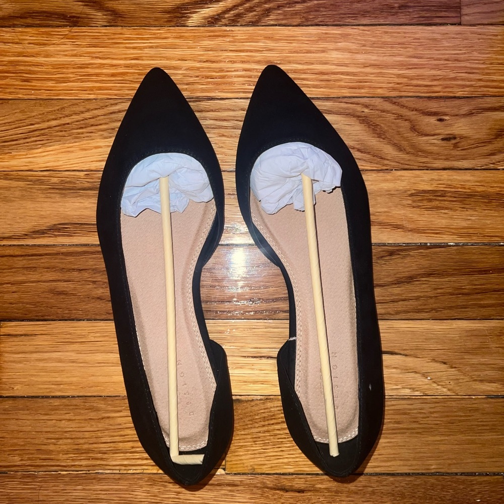 Size 10 Black Flats